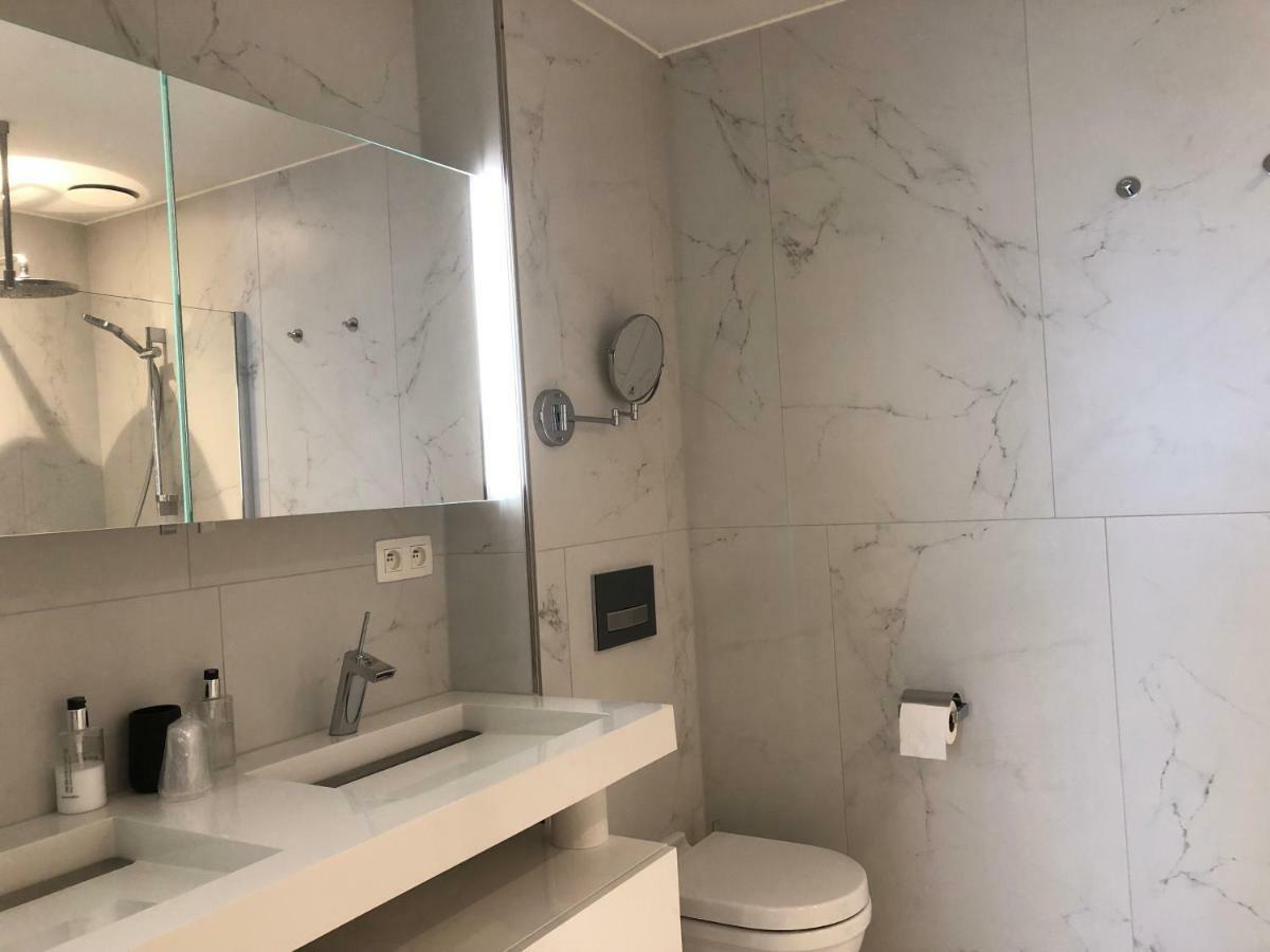 Acropolis - Luxury Appartments I Hotelservice And Parking ミデルケルケ エクステリア 写真